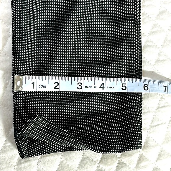 Crosby Pull on Ankle/Cropped Black & White Tweed Pants Size 4 Faux Back Pockets - Picture 4 of 10